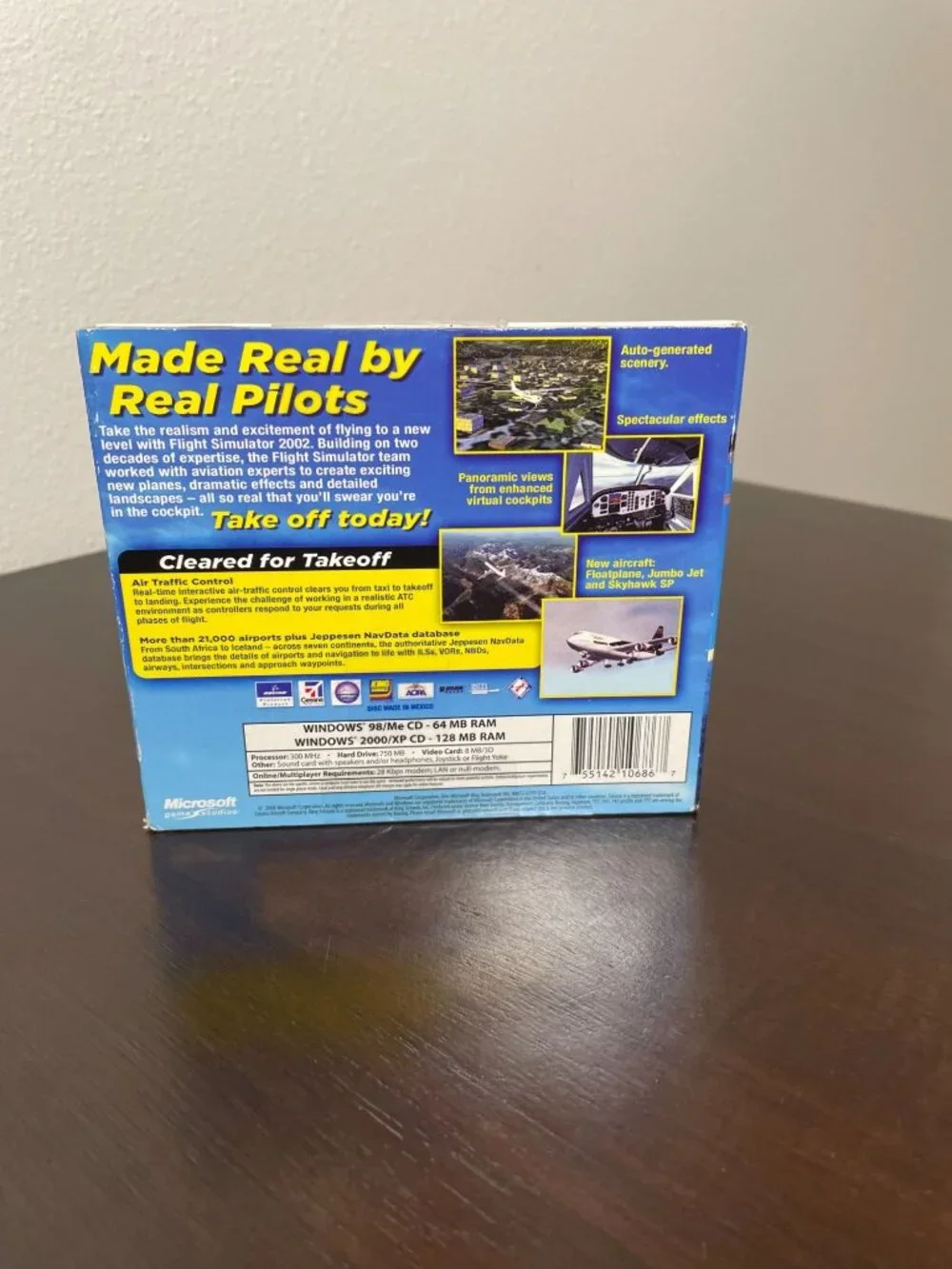 Vintage 2002 Microsoft Game Studious - Flight Simulator CD-Rom Software - NEW